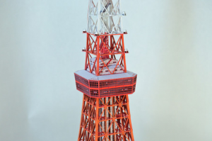 ペーパークラフトの東京タワー